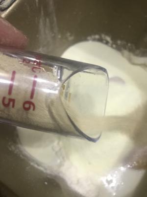 奶香吐司450克的做法 步骤1