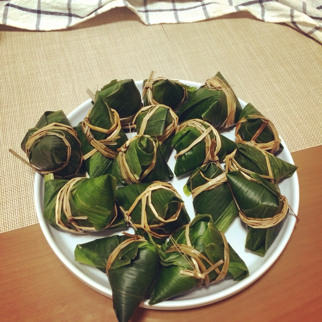 蛋黄肉粽