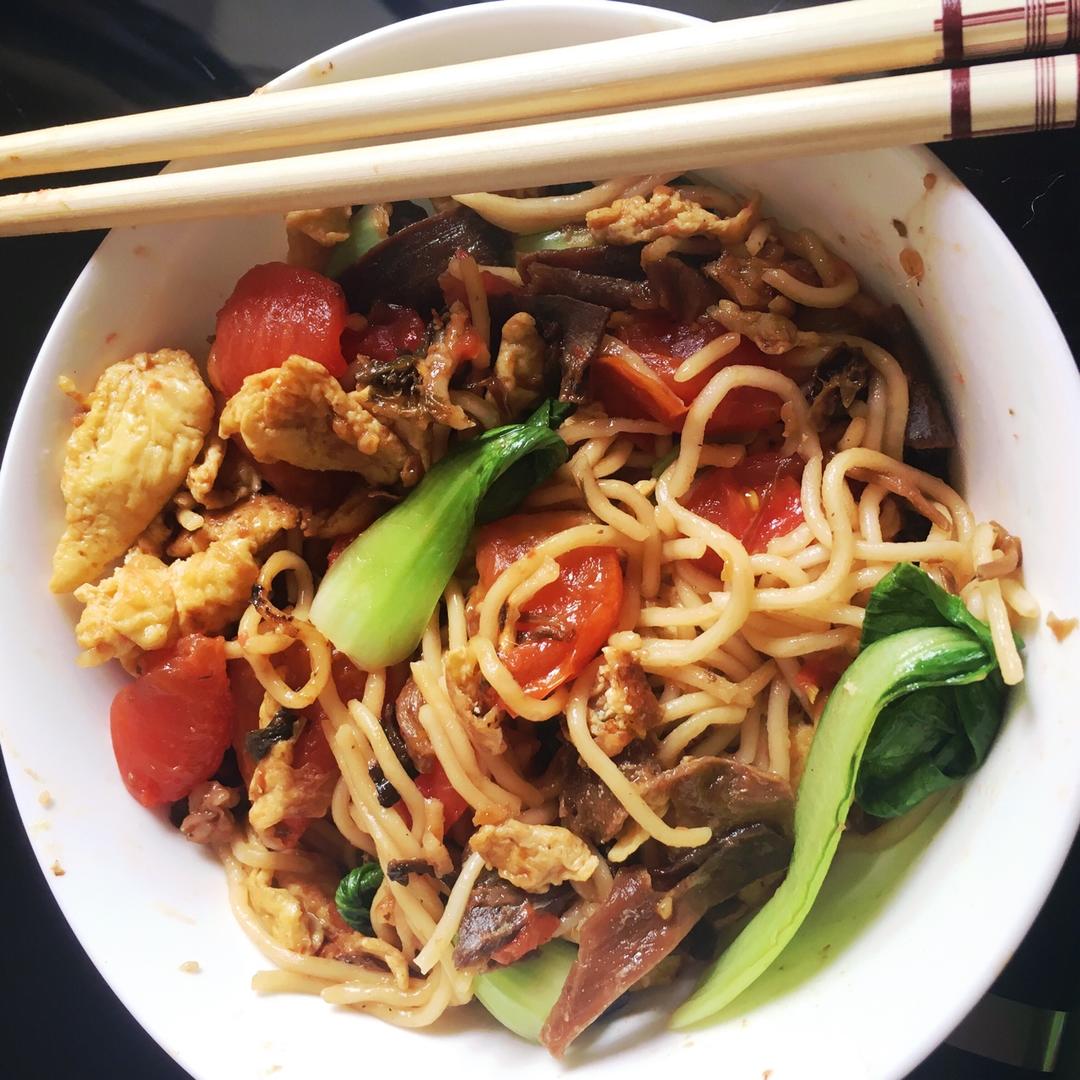 鸡蛋素炒面Fried Noodles Vegetarian