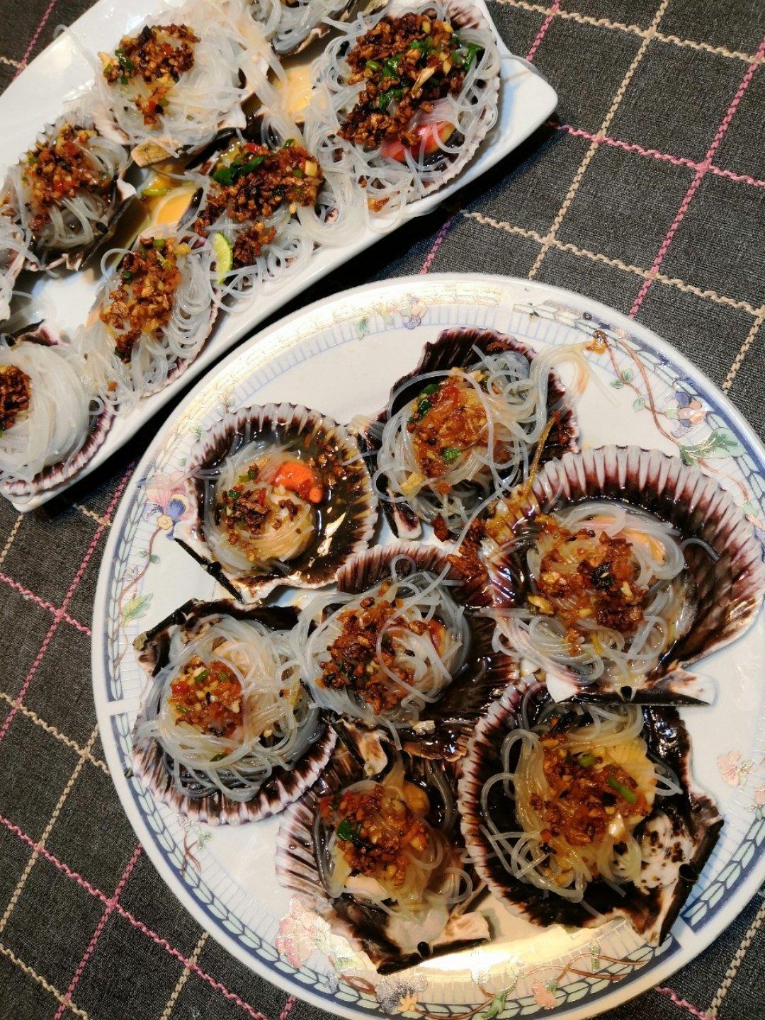 蒜蓉粉丝蒸扇贝