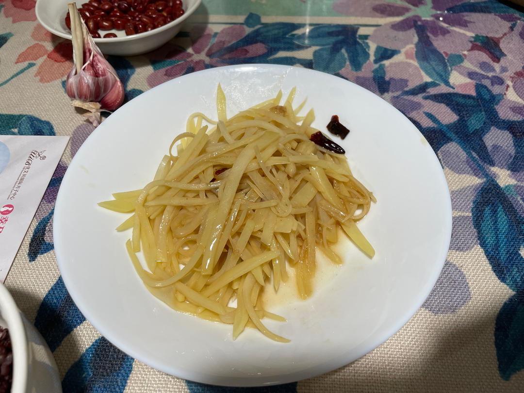 酸辣土豆丝的家常做法 超级下饭