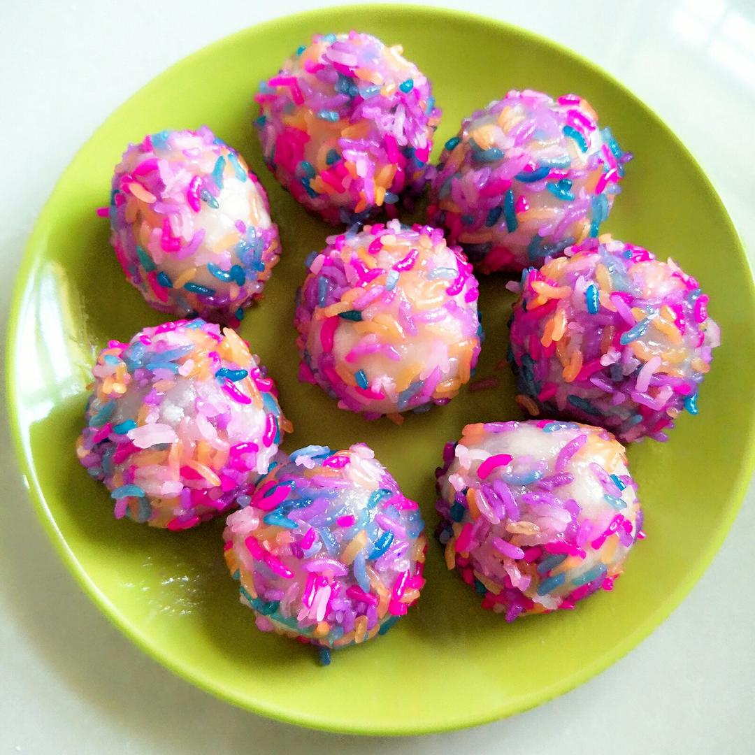 肉松咸蛋黄糯米团