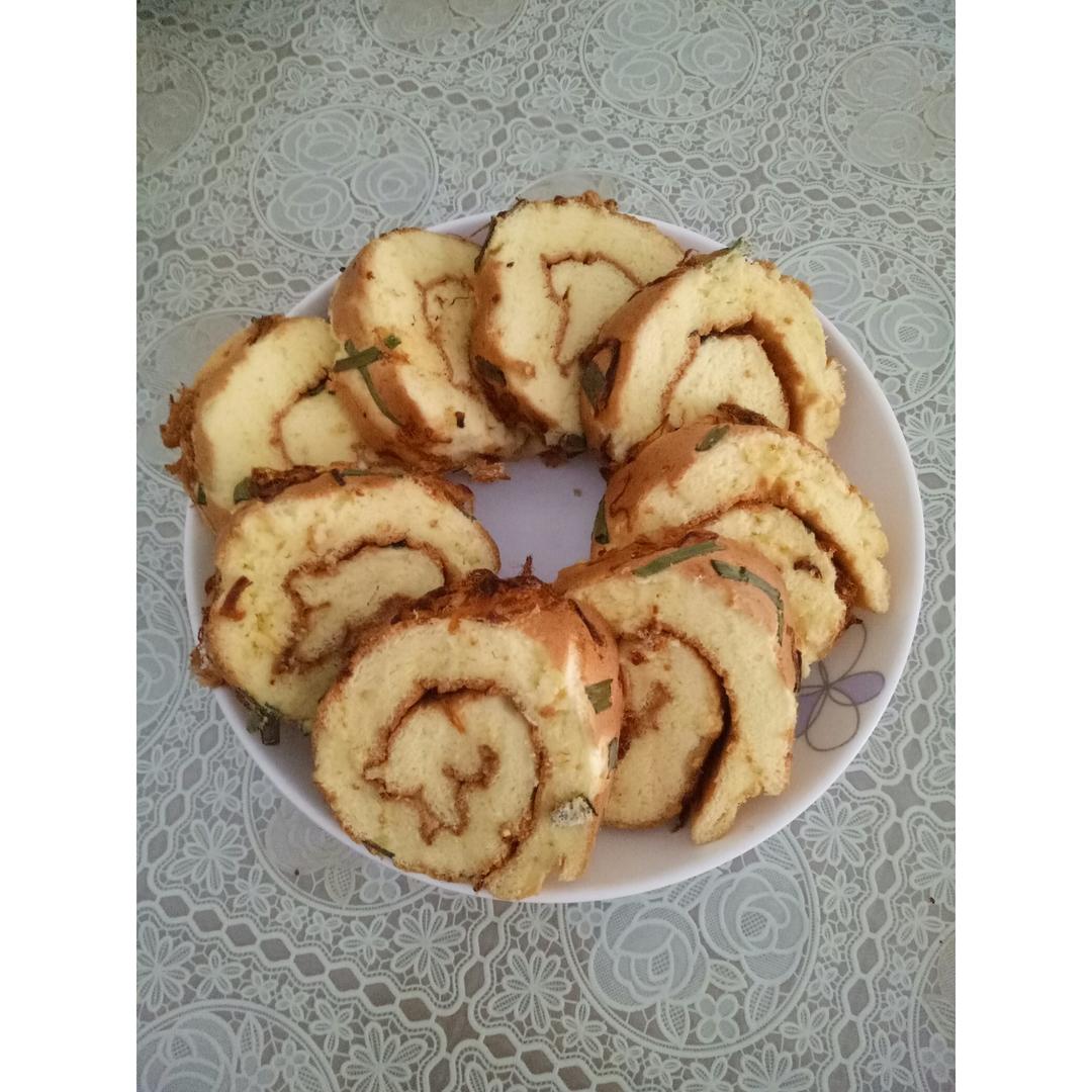肉松戚风蛋糕卷