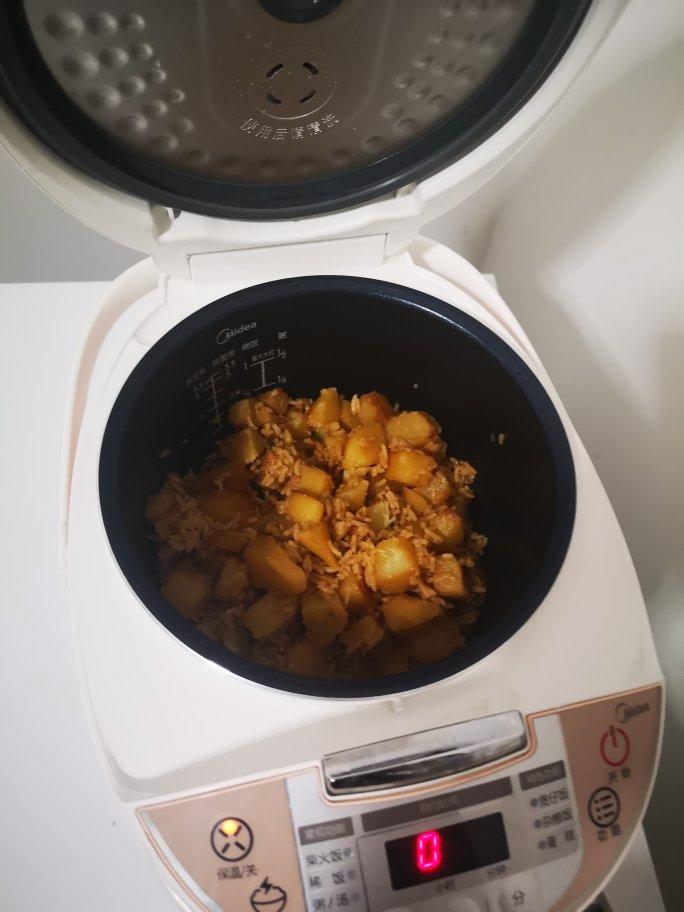 土豆焖饭（电饭锅版）