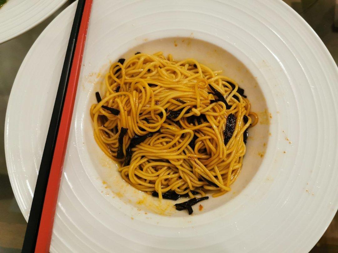 家常必备熬葱油教程+拌面