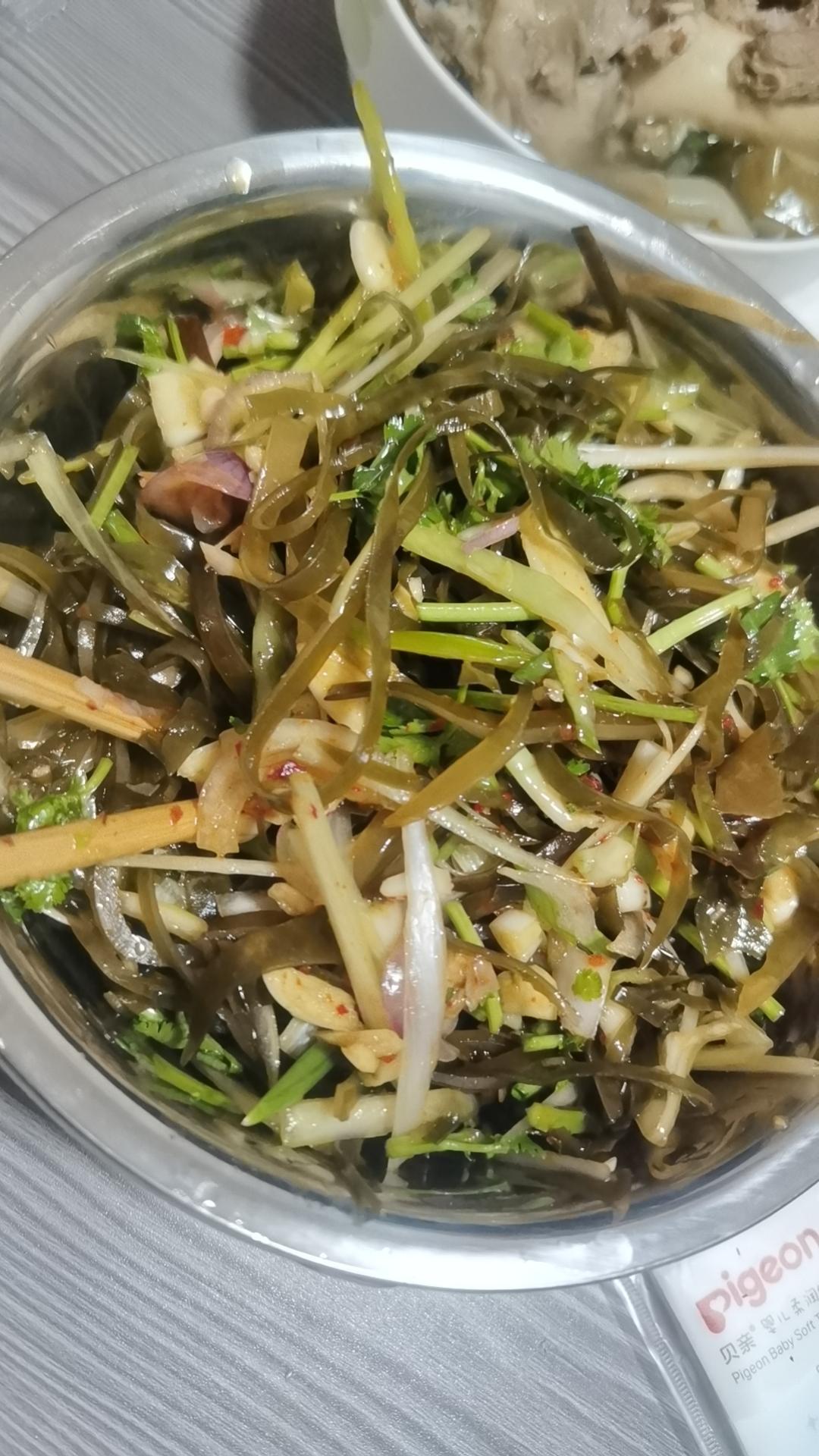 凉拌酸辣海带丝