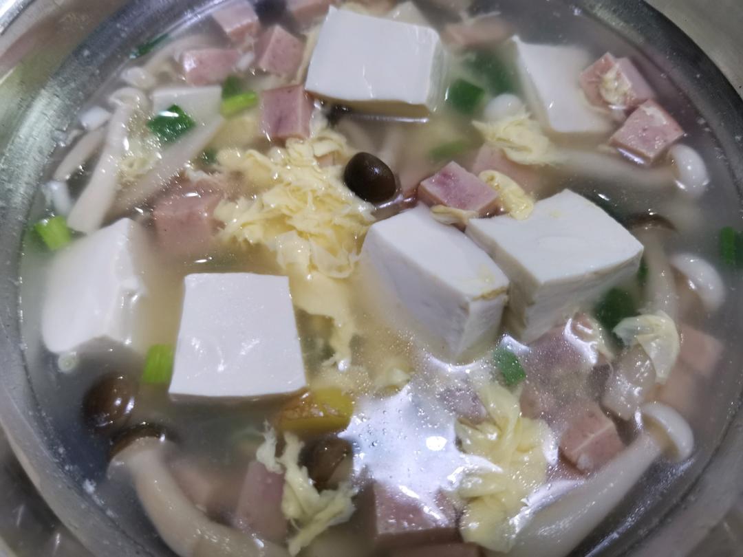 豆腐菌菇汤