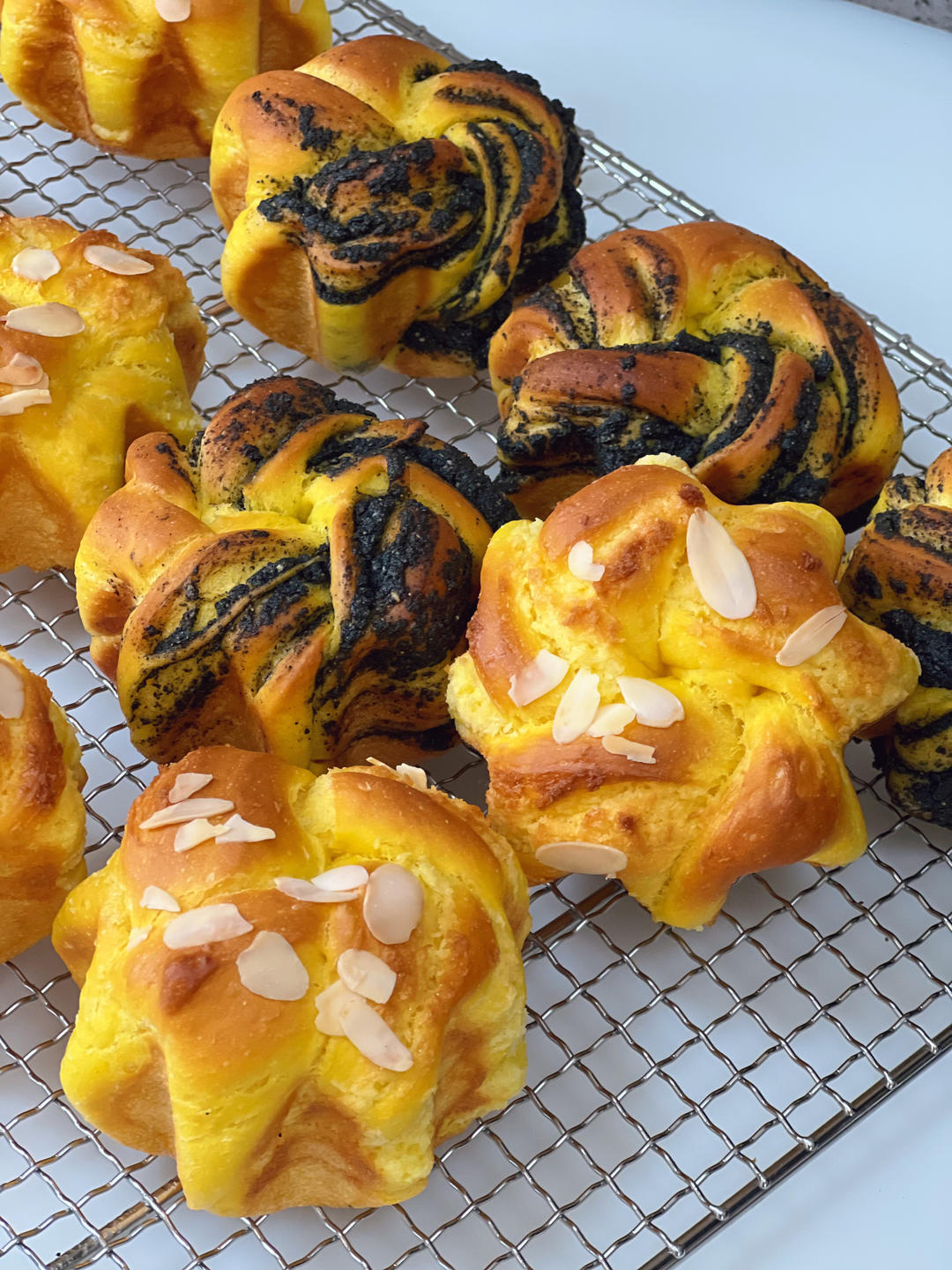 南瓜椰蓉手撕小甜包