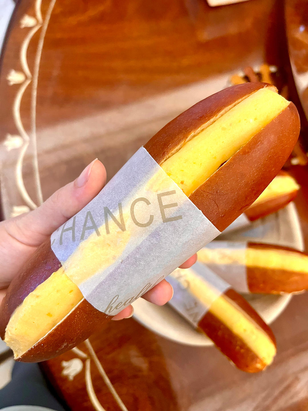 【碱水芋泥包】卡仕达酱+芋泥内馅，一口满足！