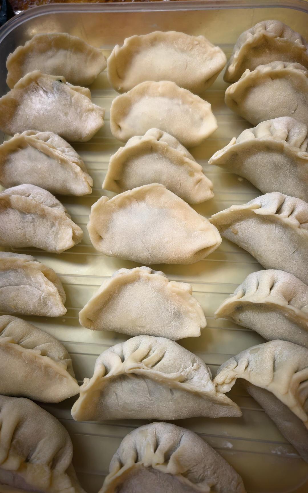 韭菜猪肉馅饺子
