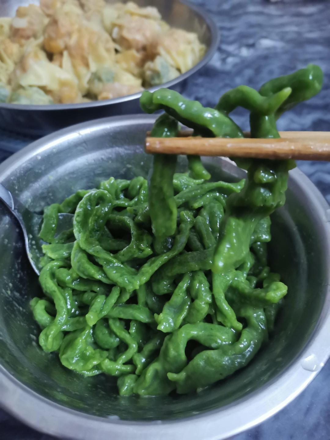自制营养手工【菠菜面条】