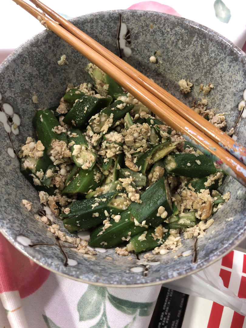 低脂低卡，好吃不胖的秋葵炒鸡蛋，巨好吃