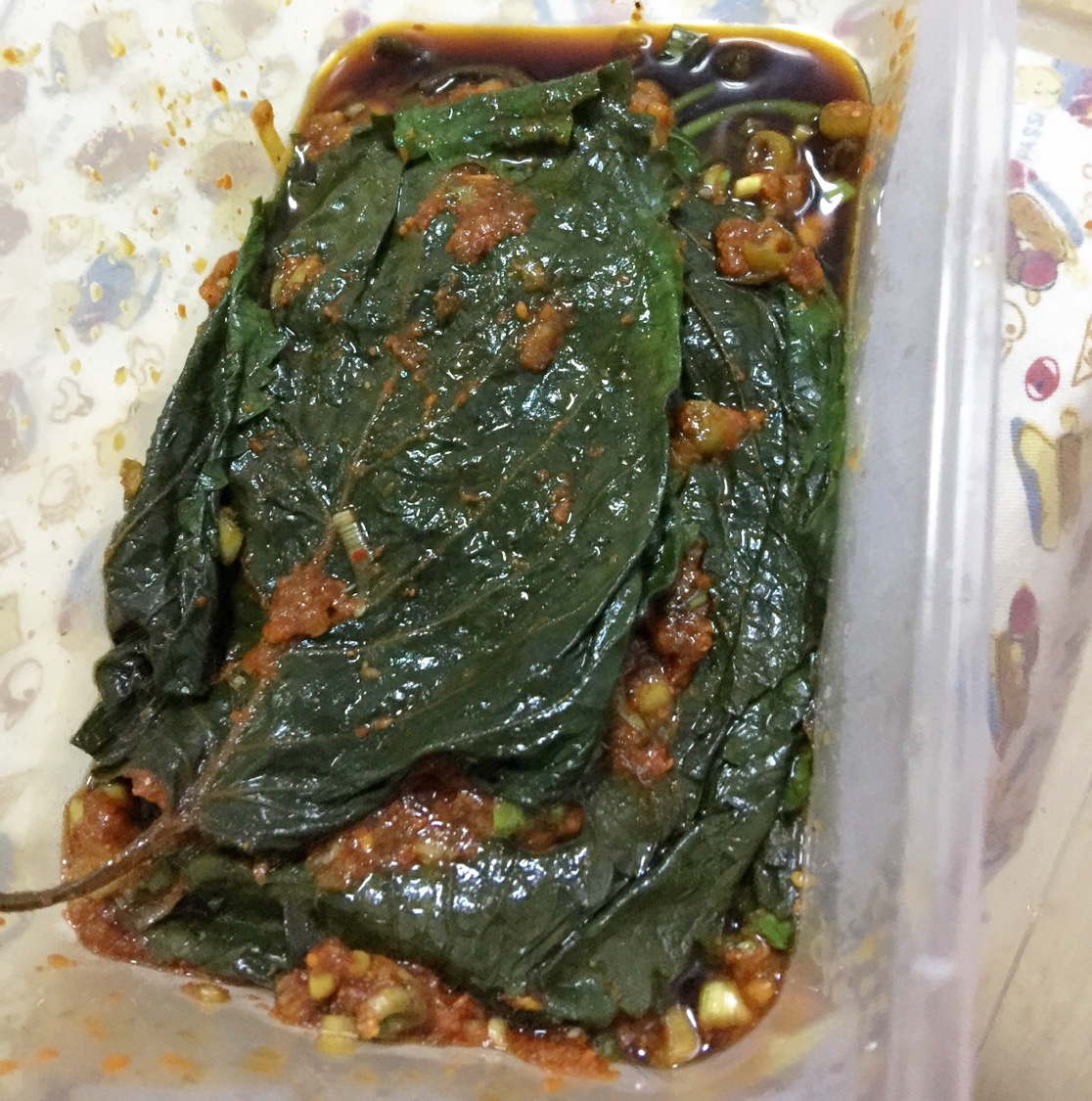 腌苏子叶