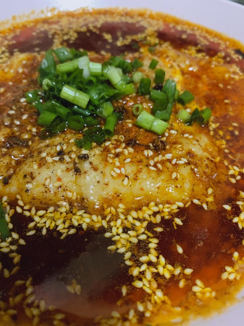 重庆老店的招牌菜，直接干掉几碗白米饭的——淋汁豆腐