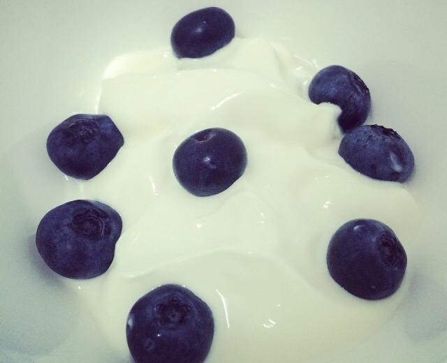 蓝莓酸奶的做法