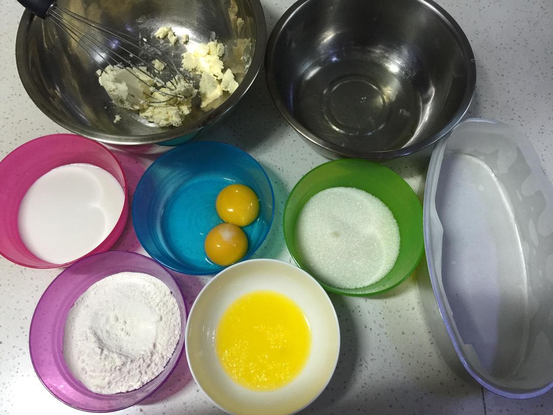 纯奶手撕吐司的做法 步骤1