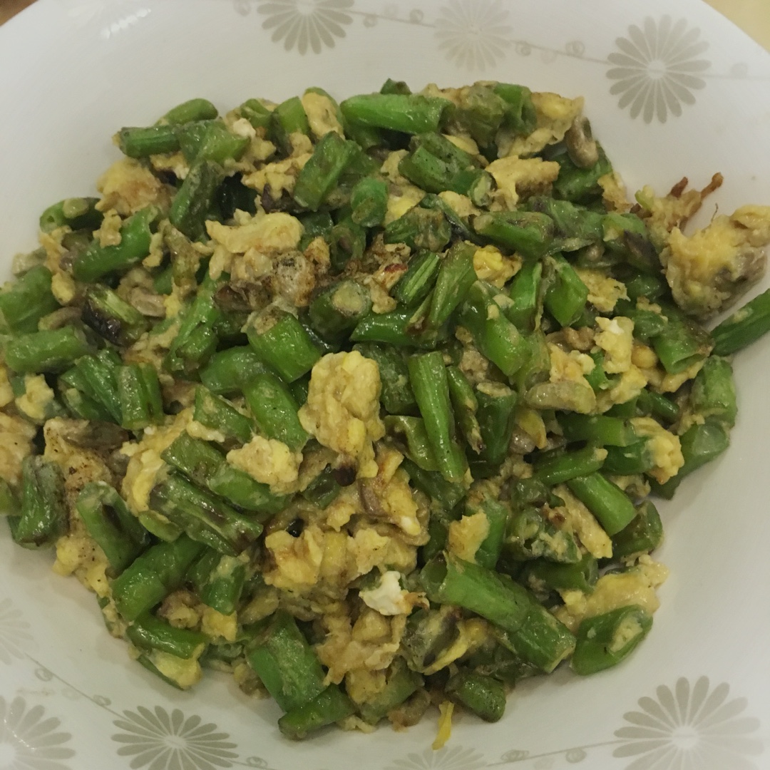 豆角炒鸡蛋