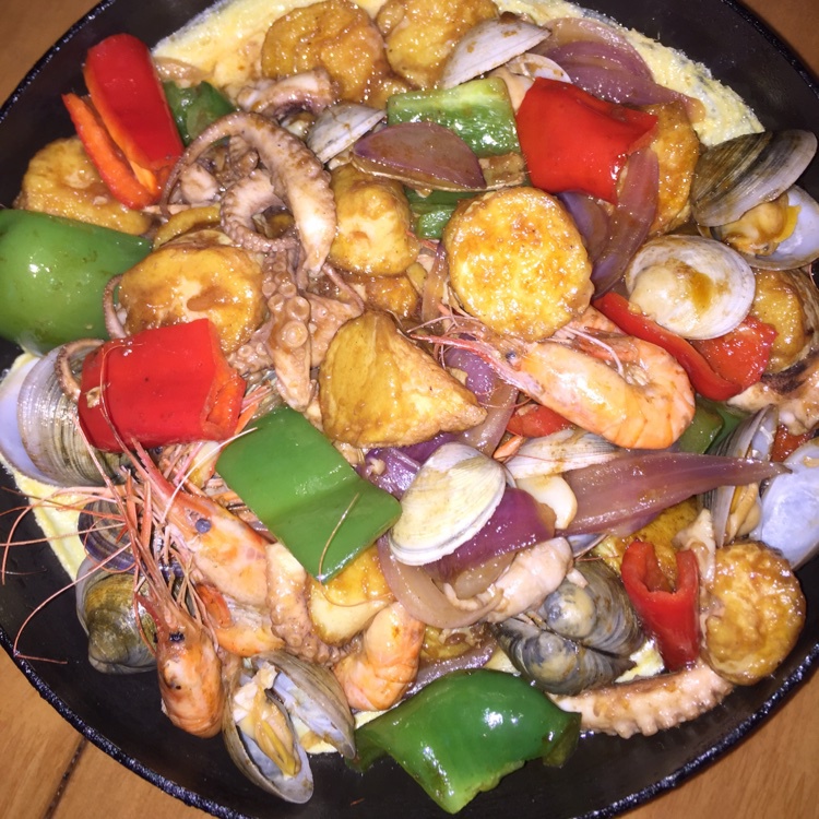 铁板海鲜日本豆腐 Seafood with Japanese Dofu