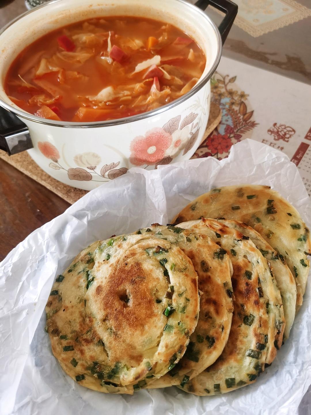 堂妈教你做飘香葱油饼