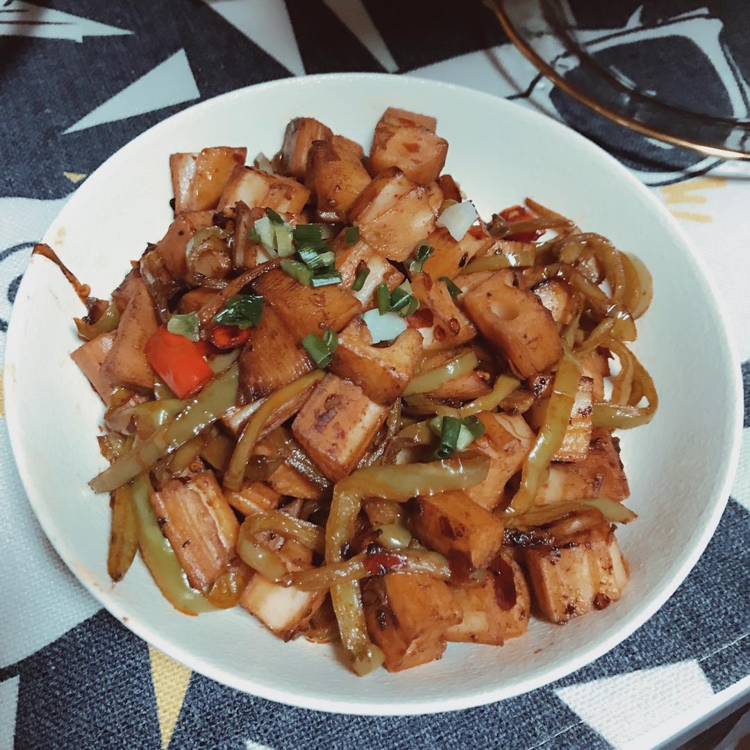 酸辣藕丁