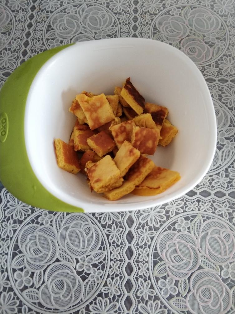 婴儿米粉消耗之香蕉松饼