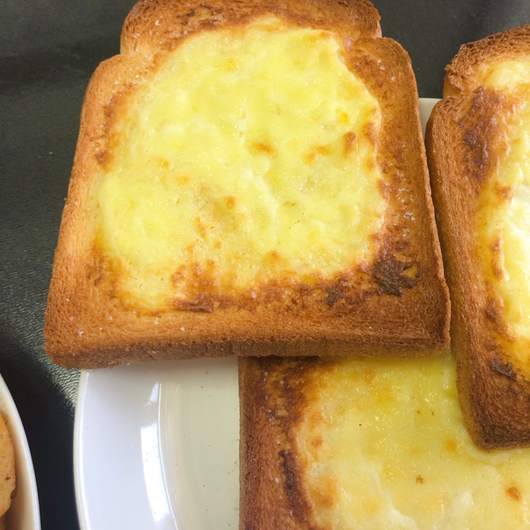 奶油奶酪爱好者的…极简烤面包片的做法