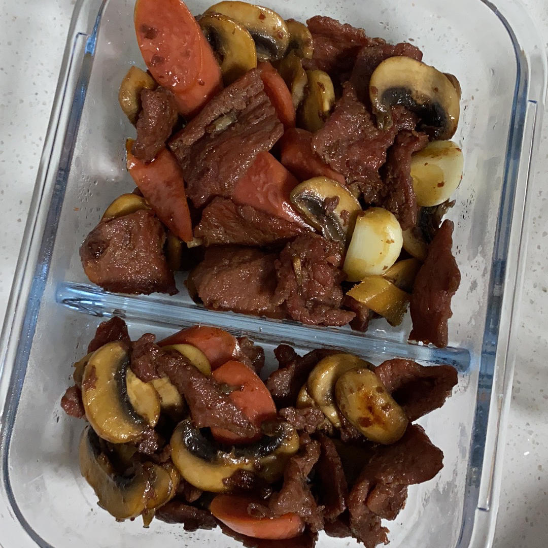 口蘑炒牛肉