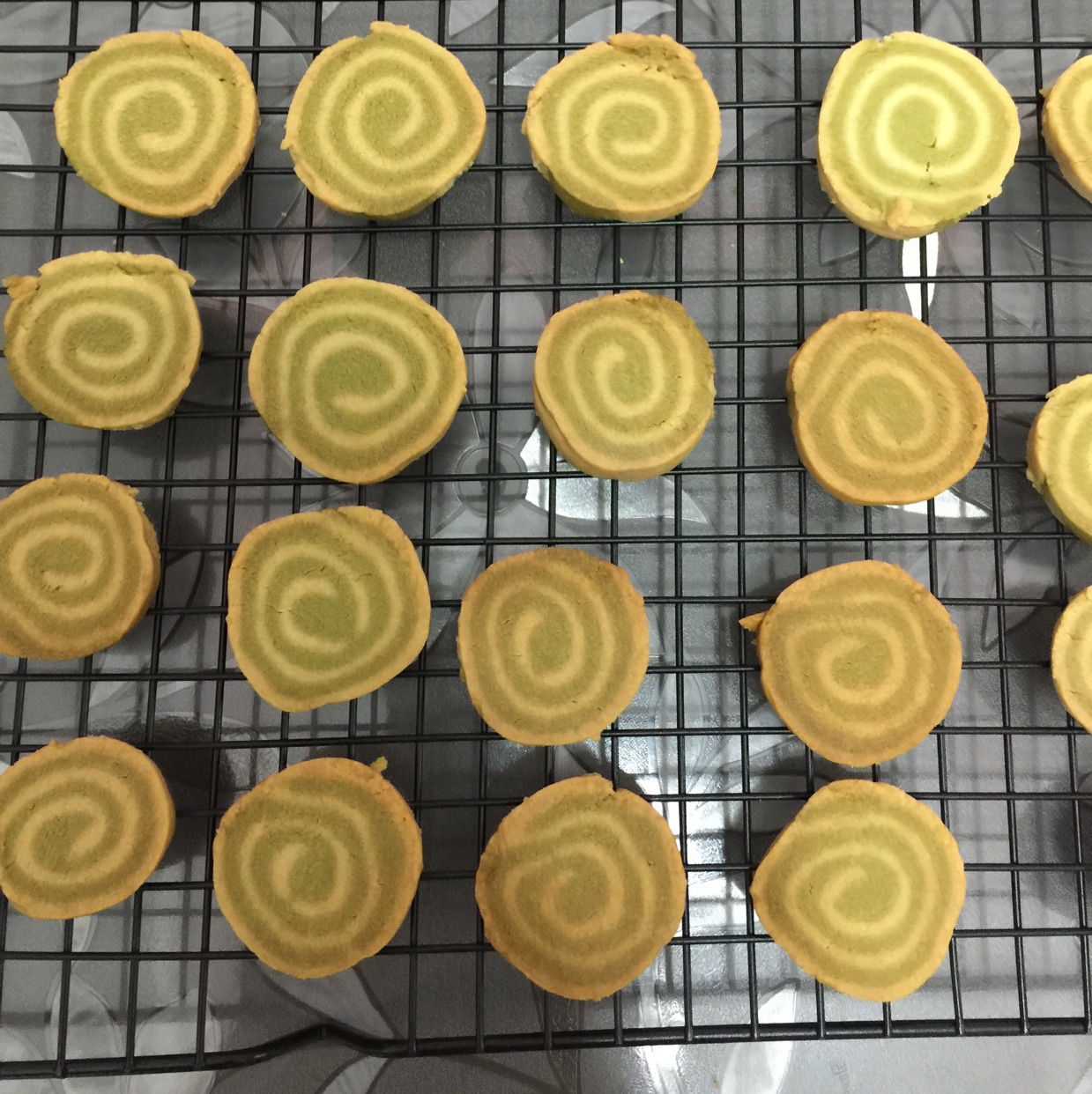 抹茶兔兔曲奇（比熊猫简单！超详细实物图+超良心手绘图）