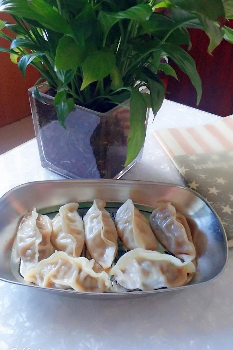 猪肉大葱烫面蒸饺