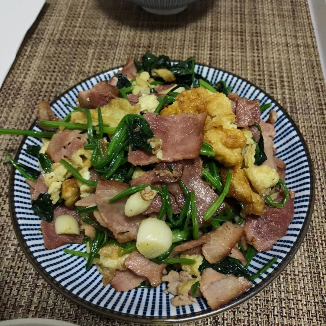 培根菠菜炒鸡蛋