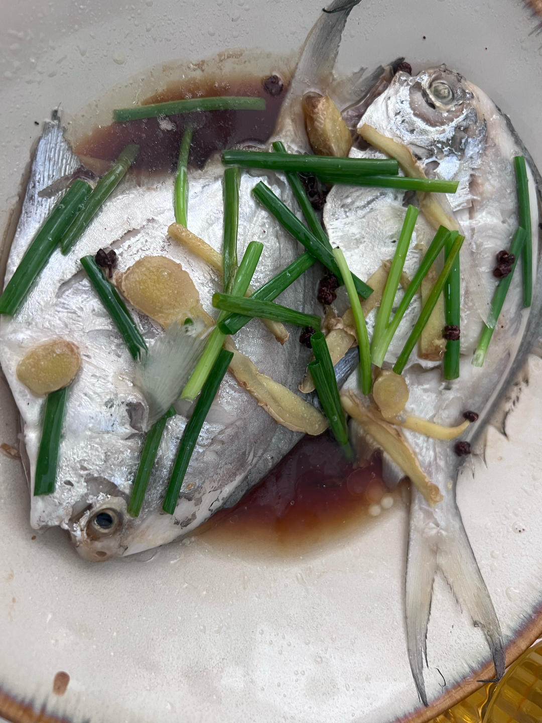 清蒸白鲳鱼
