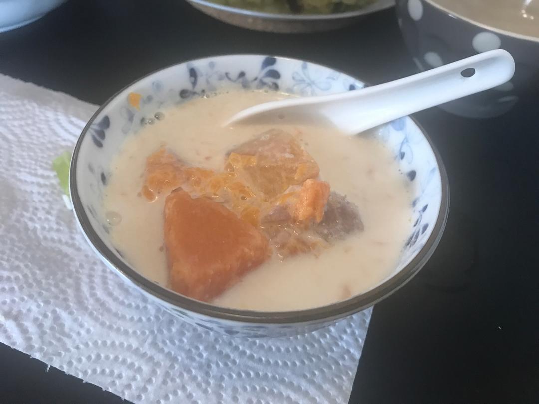 奶香南瓜芋头煲