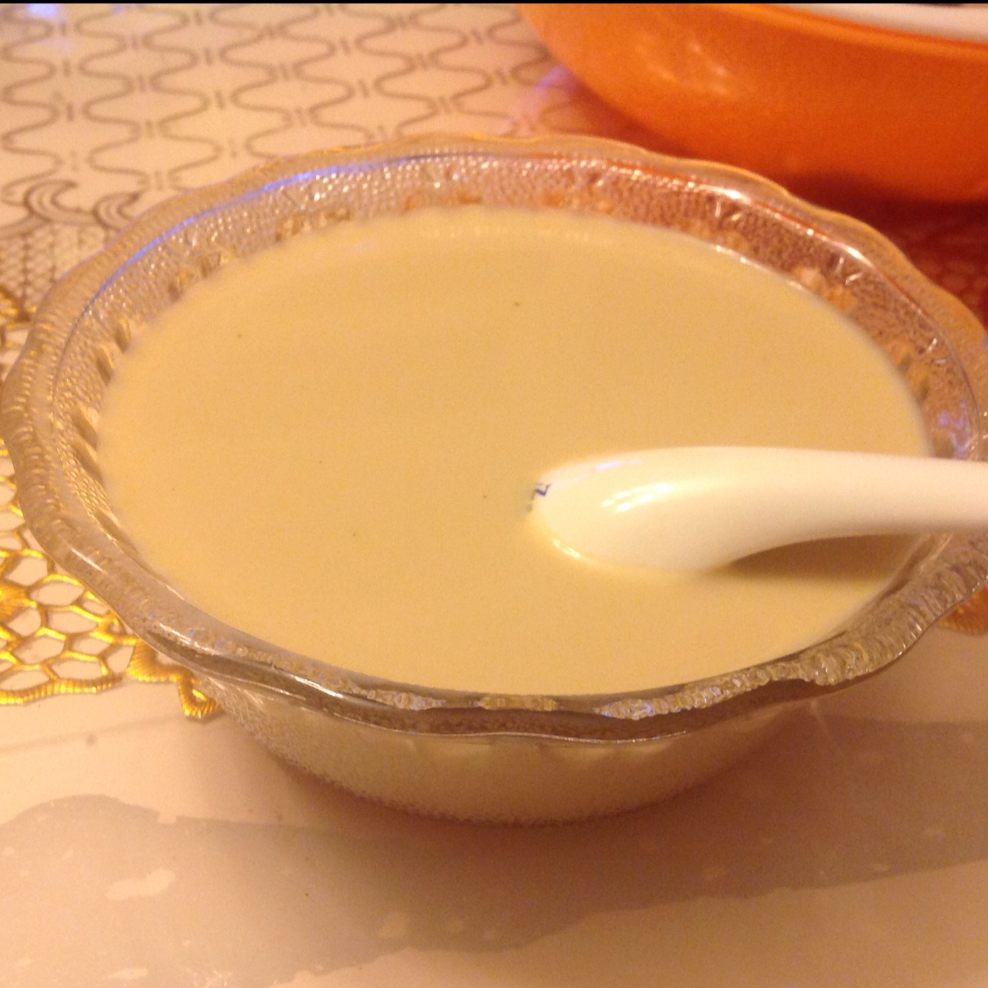 浓浓的锅煮奶茶