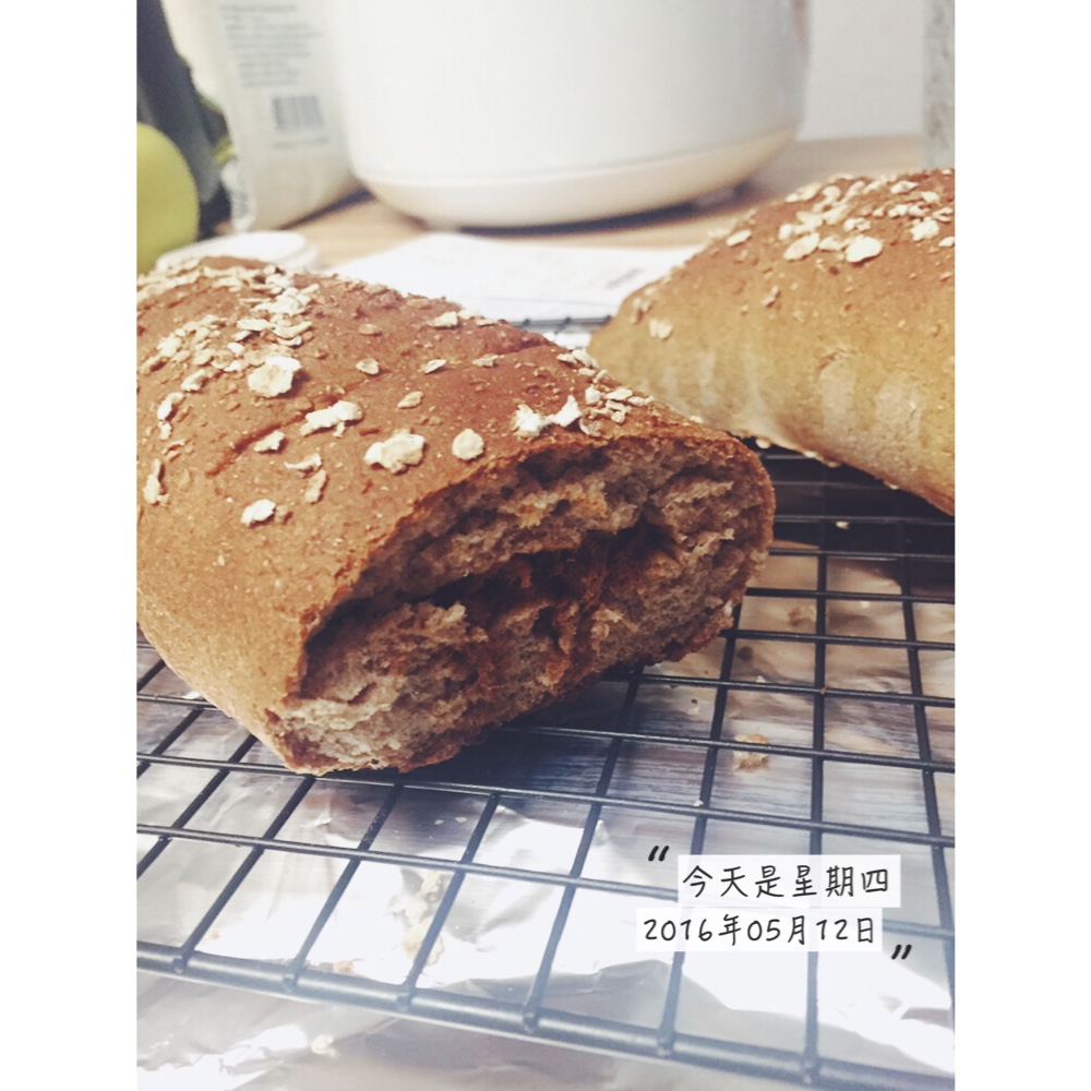 全麦杂粮乳酪面包