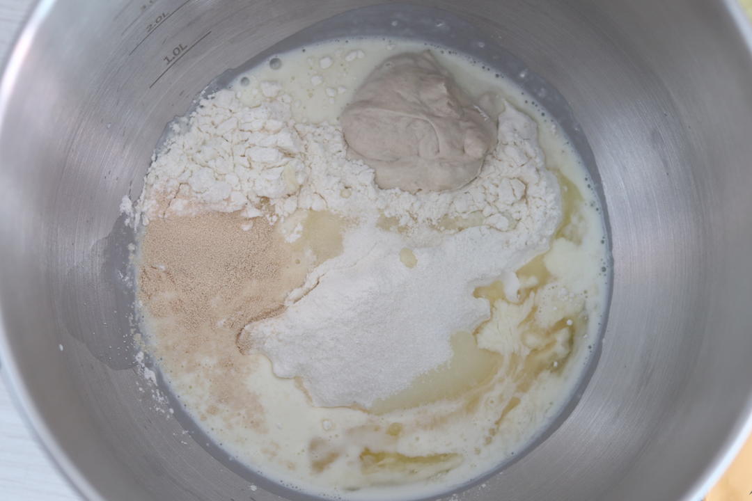 纯奶手撕吐司的做法 步骤1