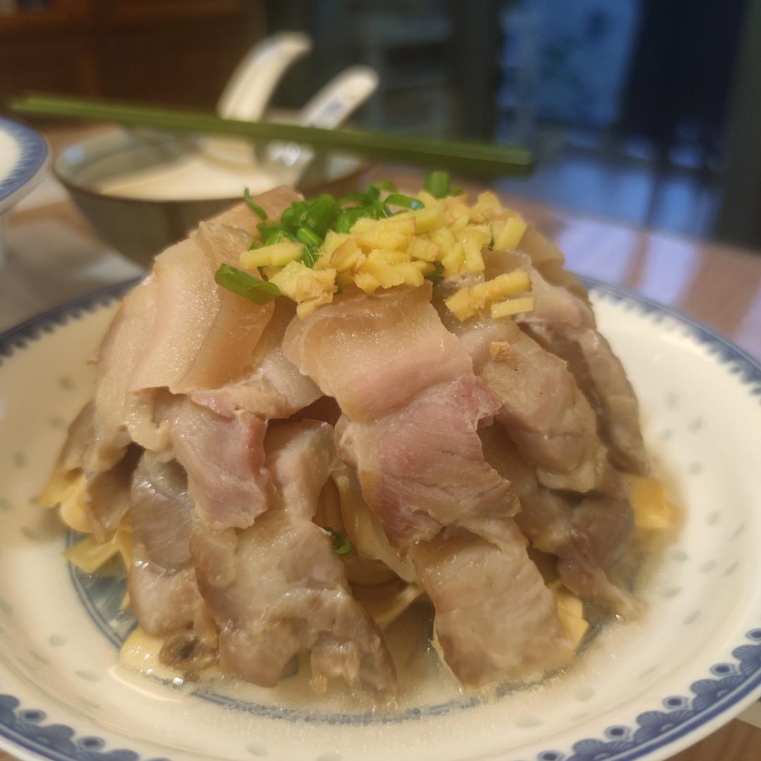 咸肉蒸百叶