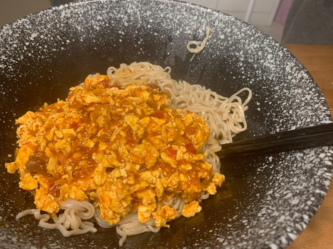 超简单鸡蛋酱拌面