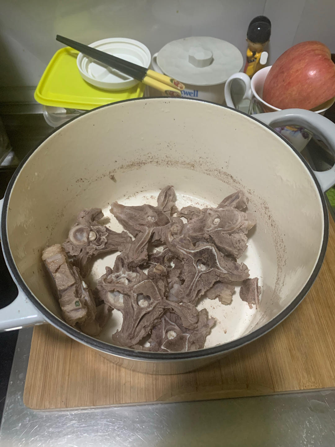 堂妈教你做红汤羊蝎子火锅