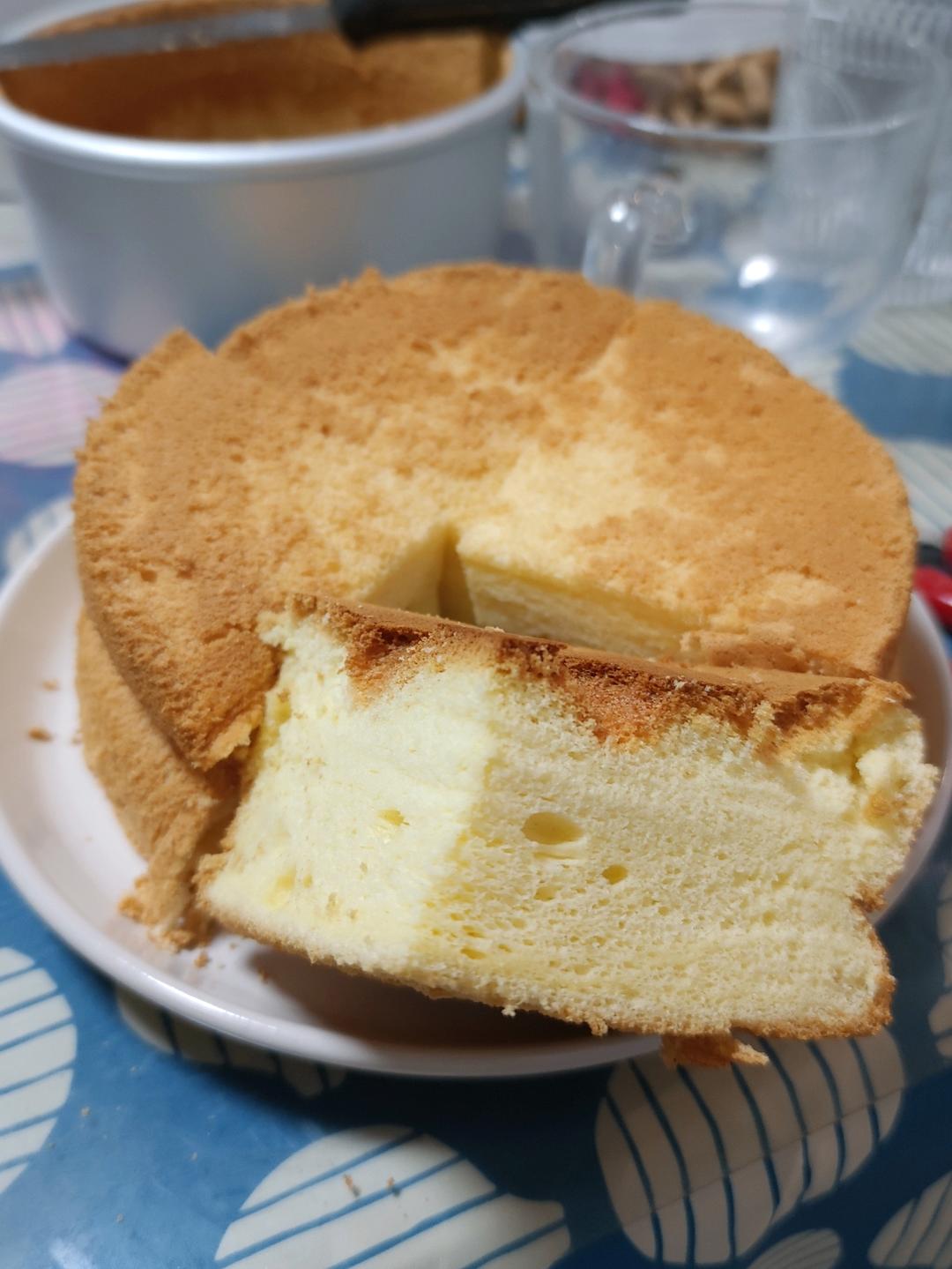 不凹底不塌陷的完美戚风蛋糕