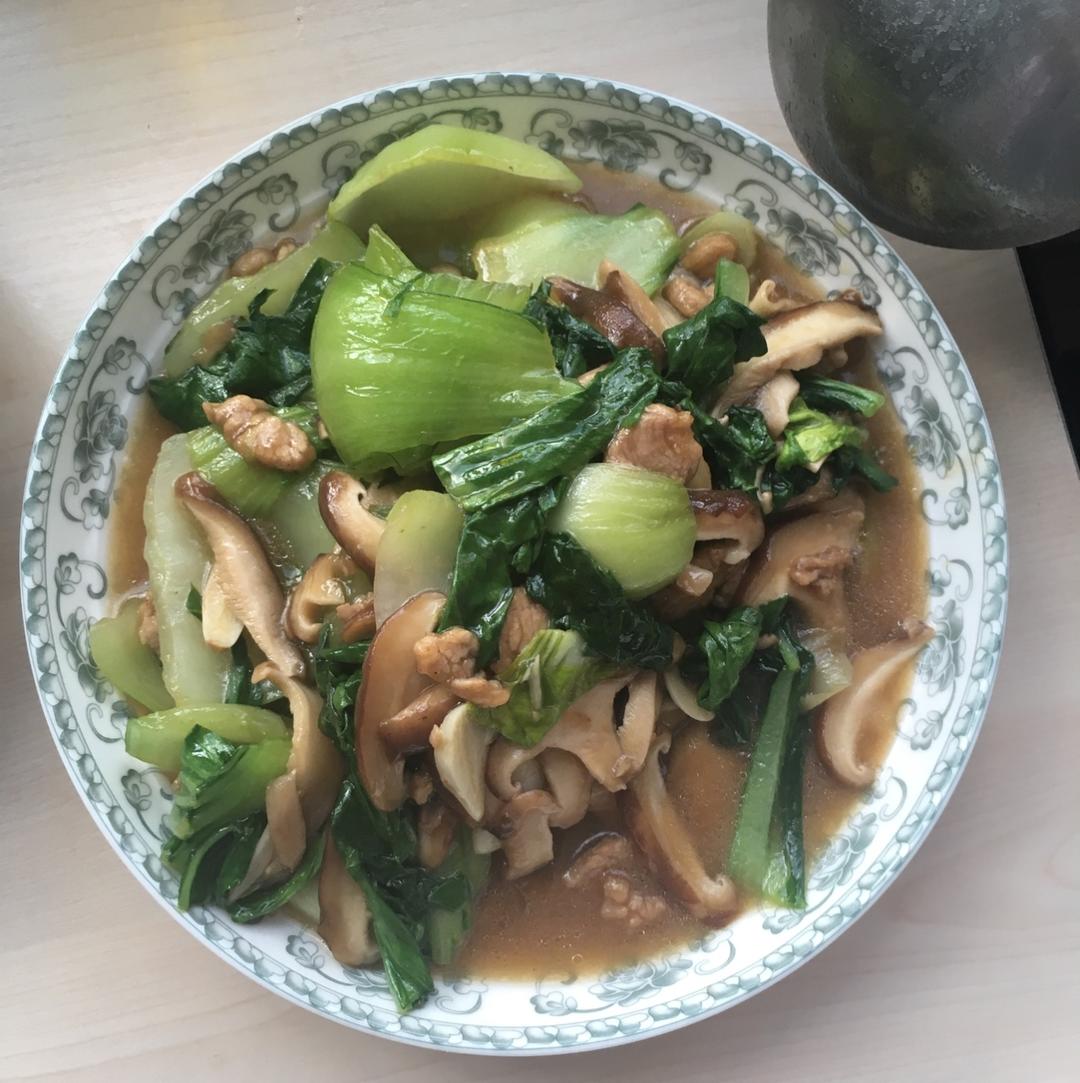 香菇油菜炒肉