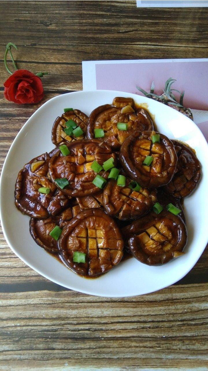 小妞妈-1做的鲜嫩多汁,比鲍鱼还好吃红烧香菇