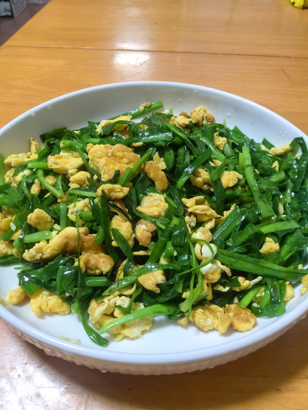 韭菜炒鸡蛋——三分钟快手下饭菜 掌握火候的秘诀