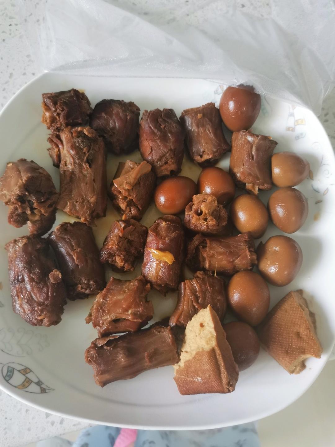 家庭版卤鸭脖卤鸭掌