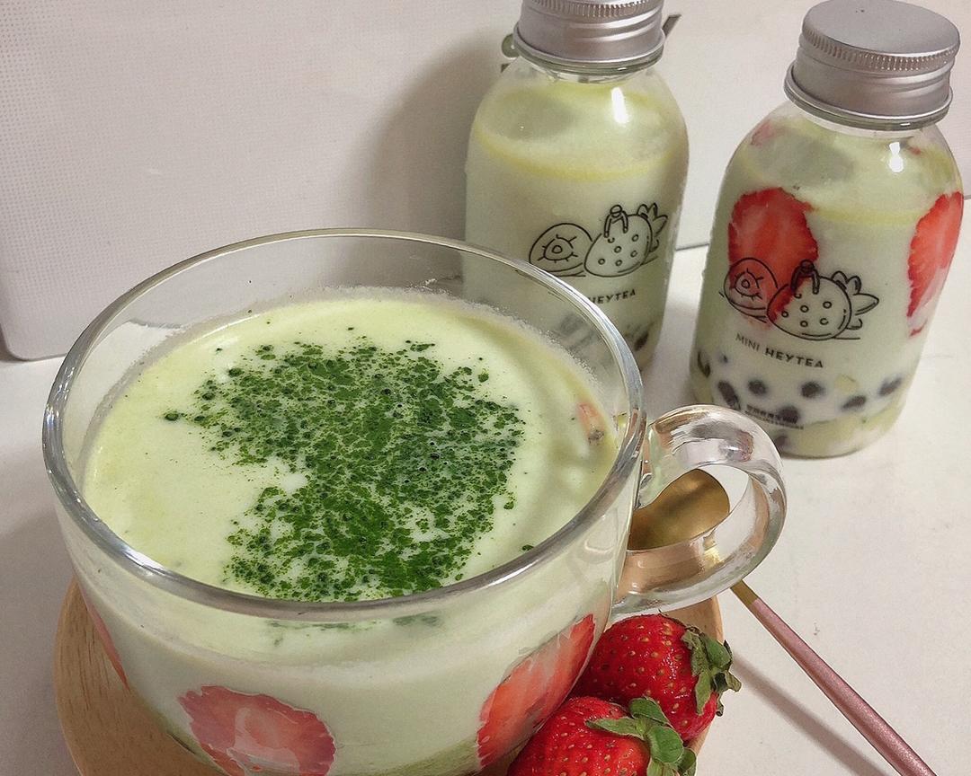 草莓抹茶奶