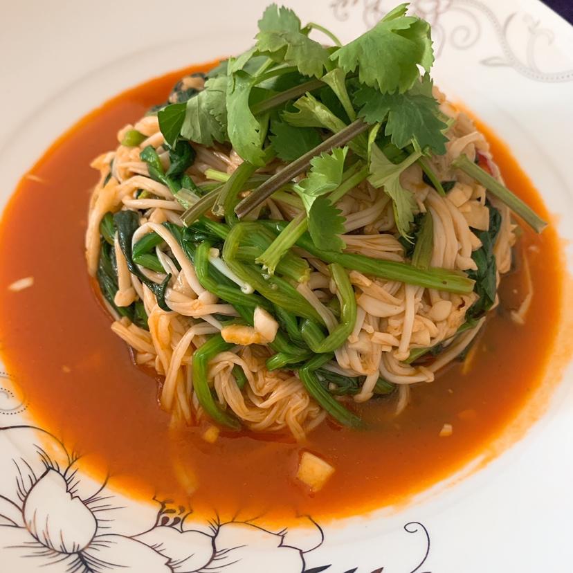 凉拌菠菜金针菇