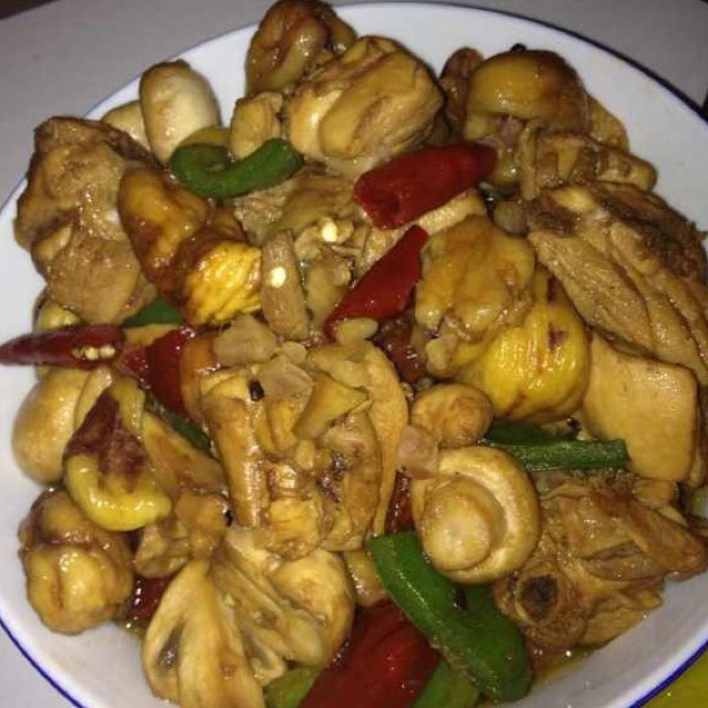 蚝油栗子鸡——味道鲜美可口哦