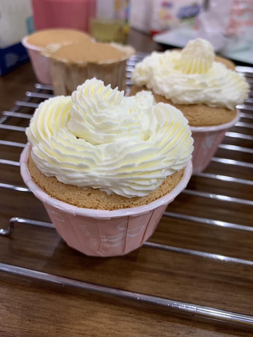 凉了也不回缩的戚风纸杯蛋糕🍰超级绵软 适合宝宝吃哦