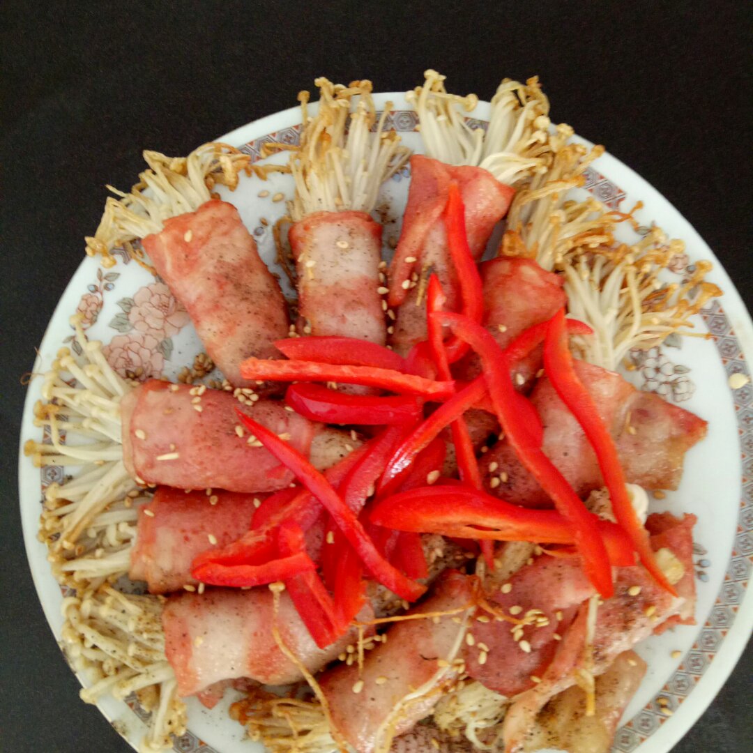 香煎培根金针菇卷