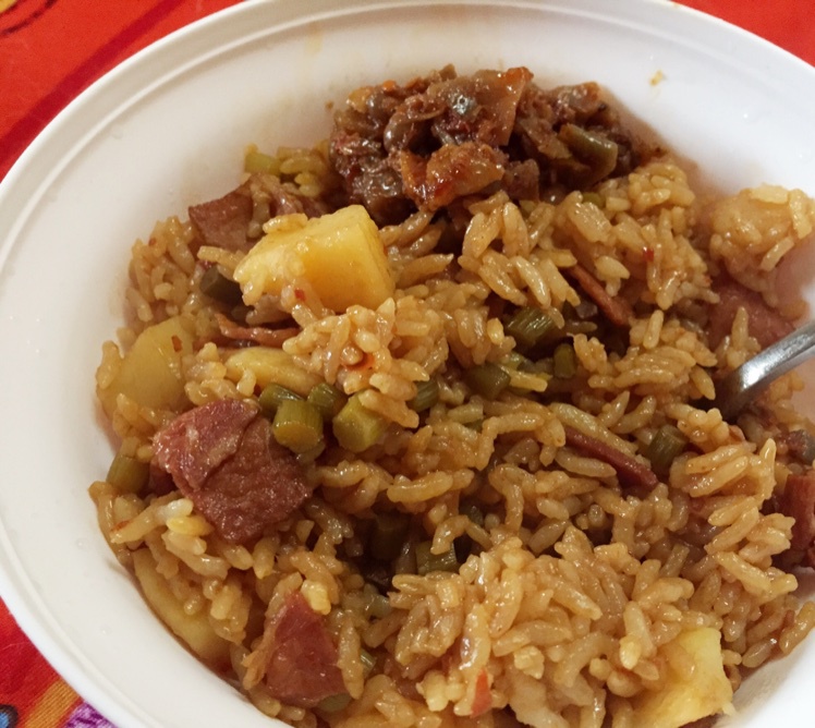 土豆焖饭（电饭锅版）