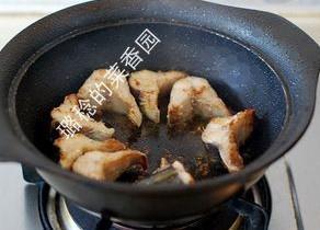 蒜子烧鳗鱼的做法 步骤8